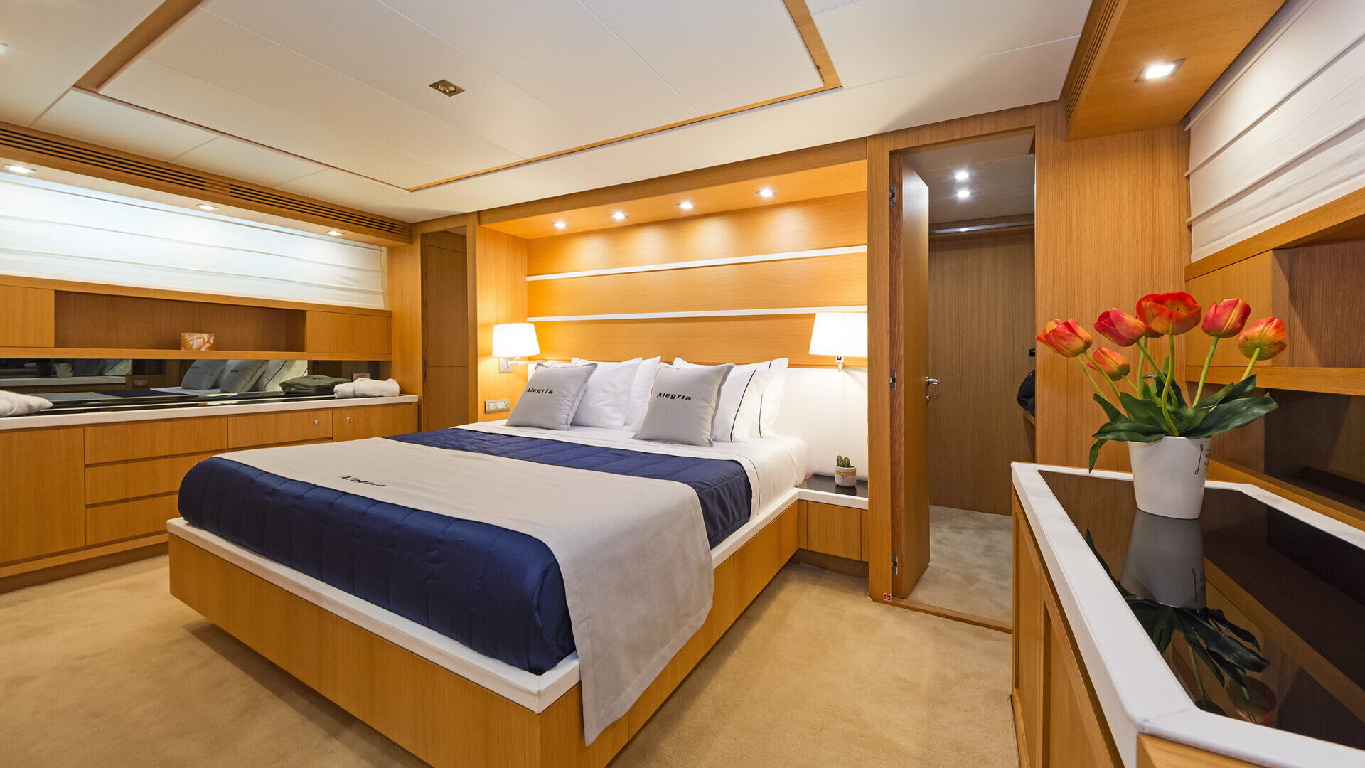 Emm.Pavlis/*uptakedesign/